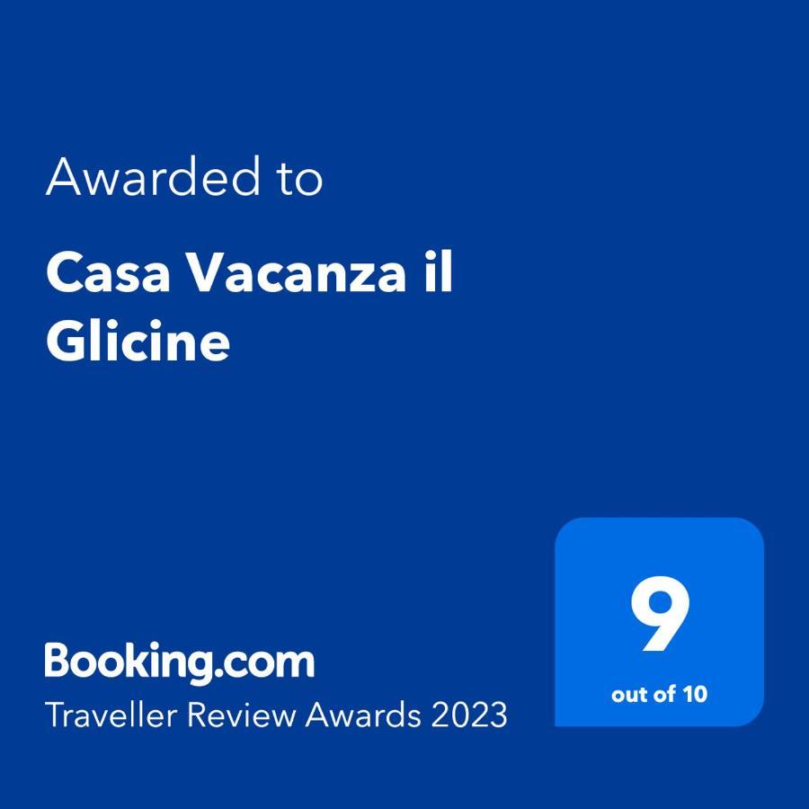Casa Vacanza Il Glicine Casale Corte Cerro Buitenkant foto